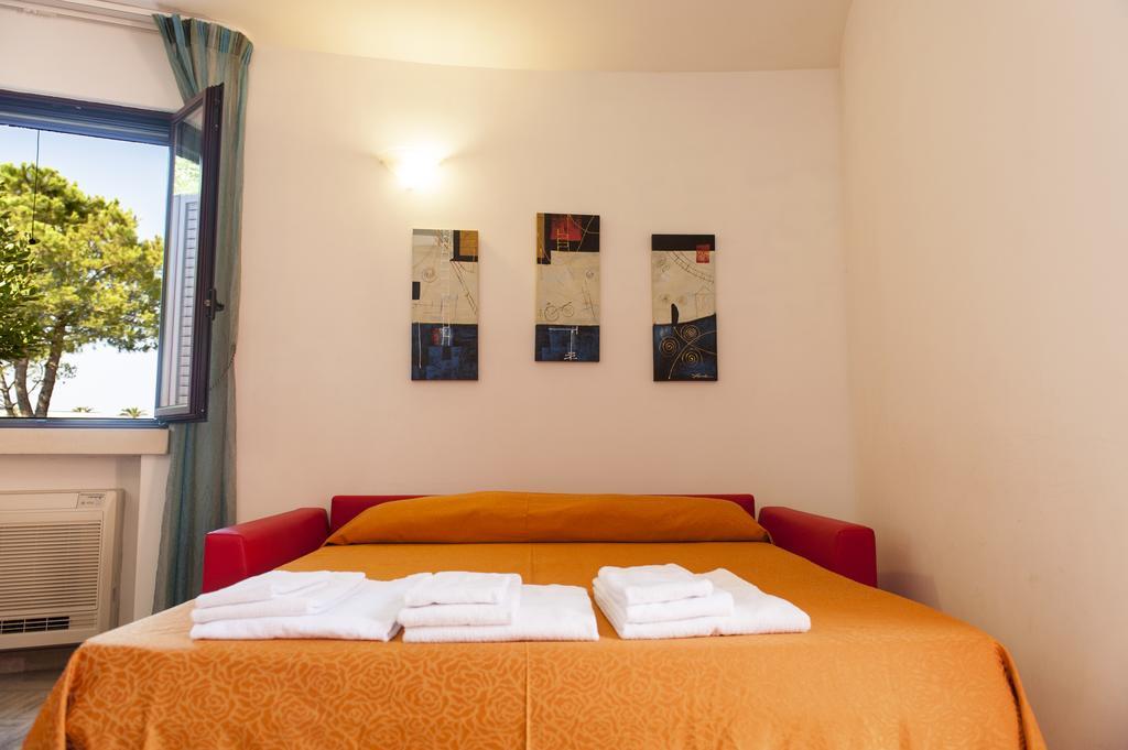 Tenuta La Baronessa Resort Tuglie Esterno foto
