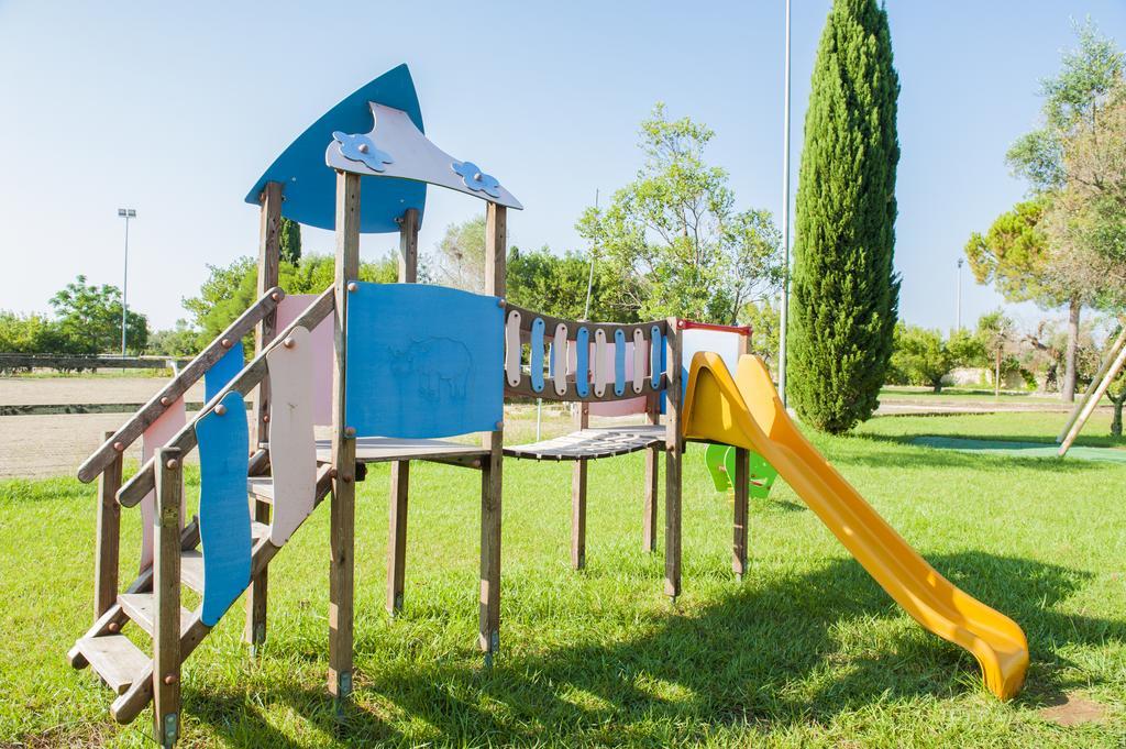 Tenuta La Baronessa Resort Tuglie Esterno foto