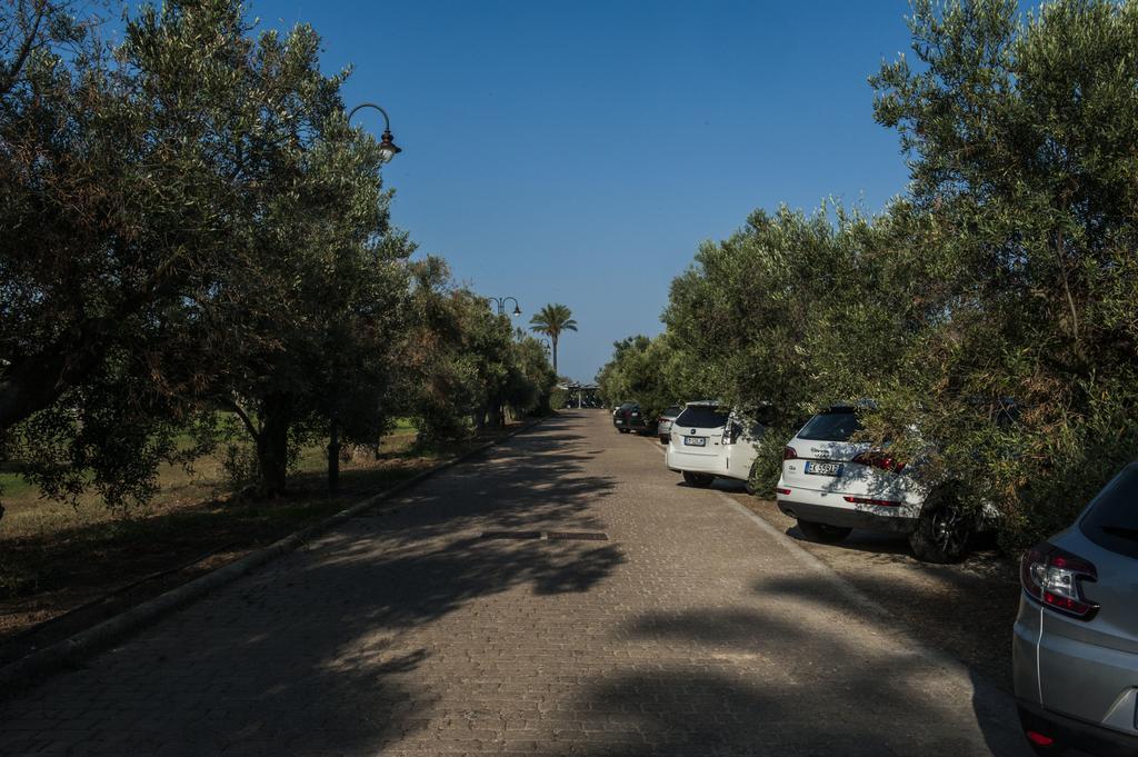 Tenuta La Baronessa Resort Tuglie Esterno foto