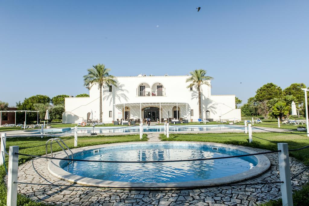 Tenuta La Baronessa Resort Tuglie Esterno foto